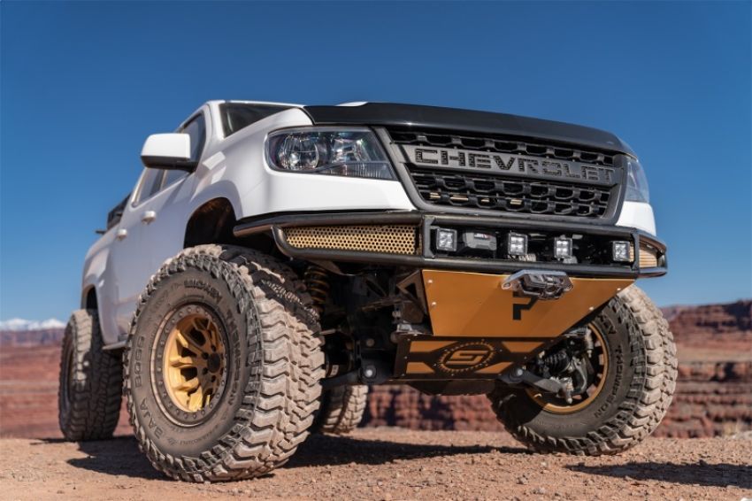 N-Fab G151MRDS-TX M-RDS Front Bumper 15-17 Chevy Colorado - Tex. Black w/Silver Skid Plate