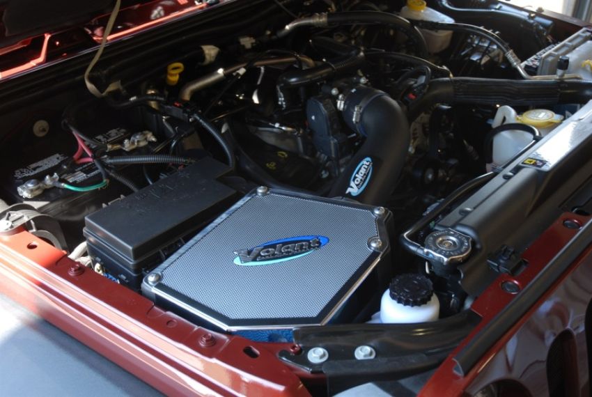 Volant 176386 Volant air intake systems utilize a high-velocity venturi filter adapter which provides a smooth transition through the MAF sensor into the intake tube for a much needed airflow improvement over the factory rubber tubing and resonator box.