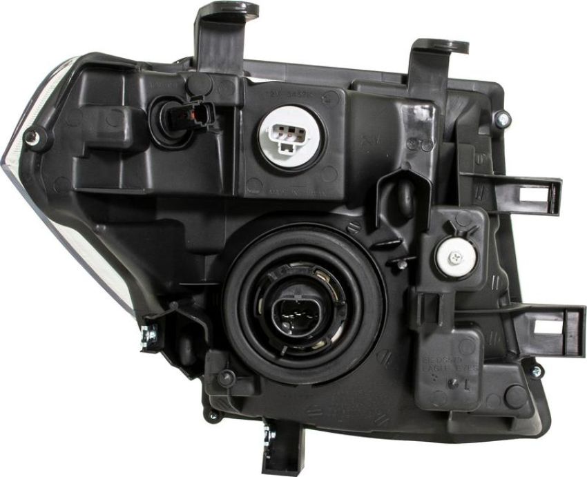 Eagle EyesDS579-B001LR Headlight Assembly