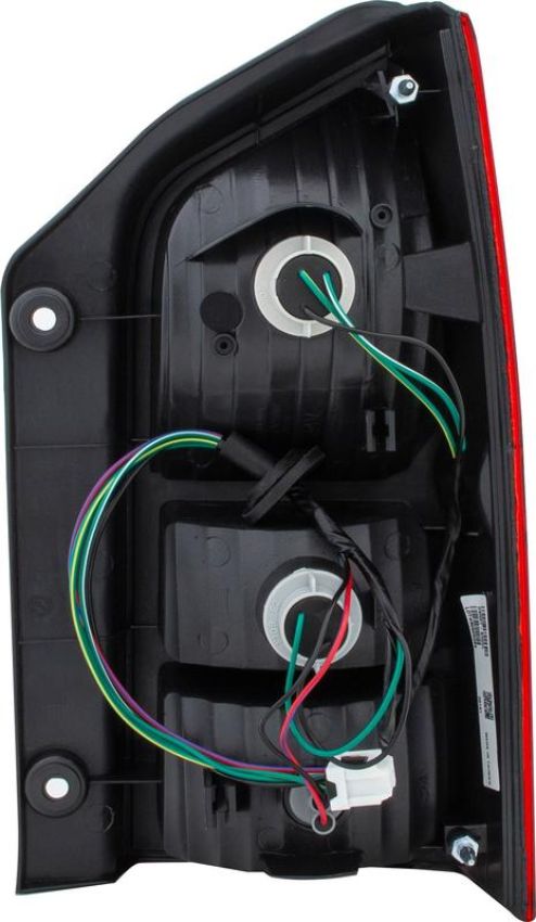 Eagle EyesDS597-B000L Tail Light Assembly