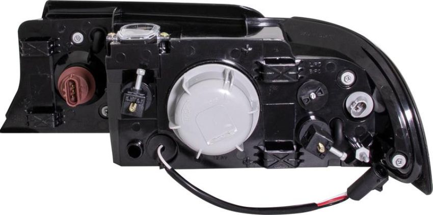 Eagle EyesFR380-B001R Headlight Assembly