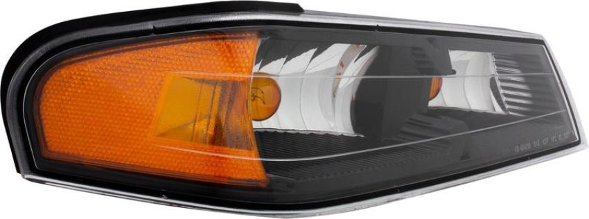 Eagle EyesGM326-B000LR Parking Light Assembly