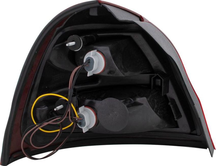 Eagle EyesGM404-B000LR Tail Light Assembly