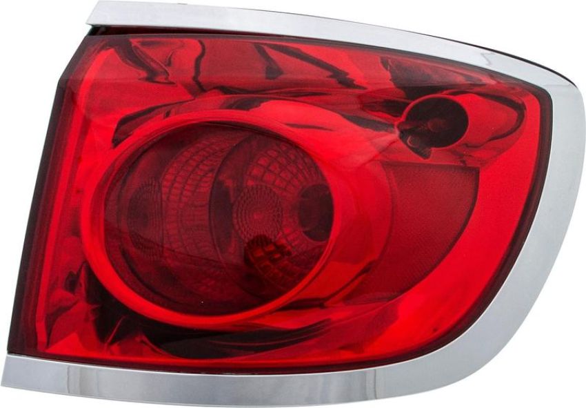 Eagle EyesGM528-B000R Tail Light Assembly