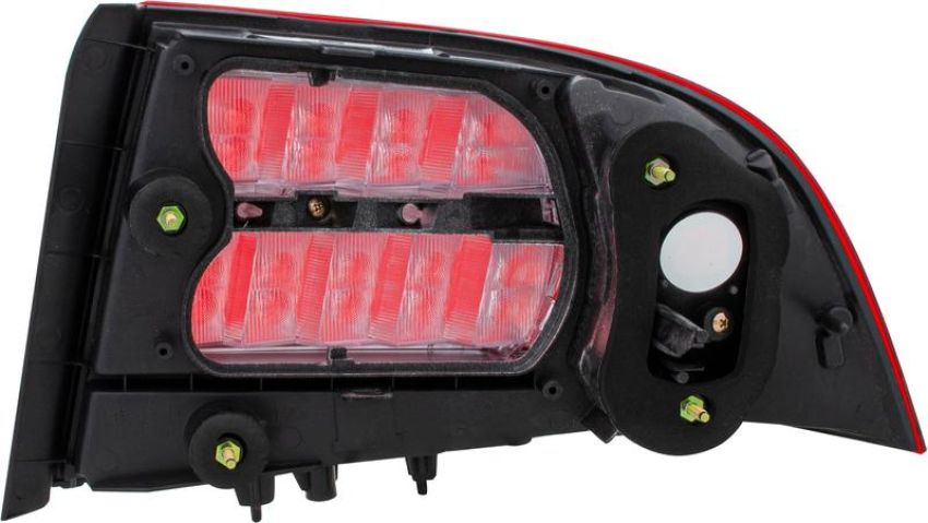 Eagle EyesHD447-U000L Tail Light Housing
