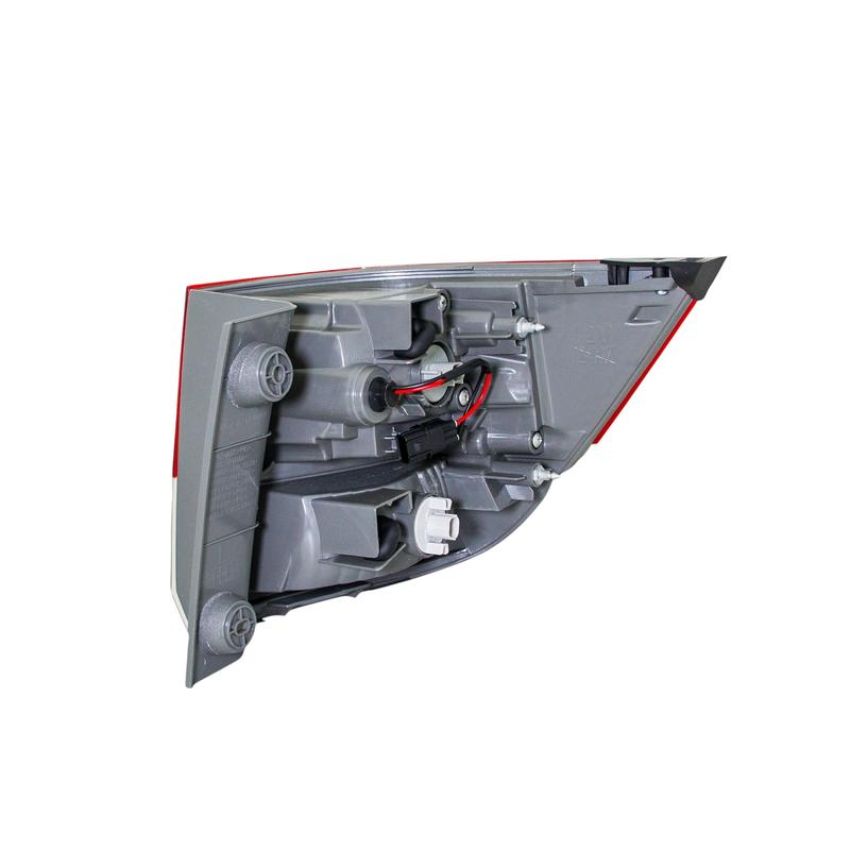 Eagle EyesHD627-B000LR Tail Light Assembly