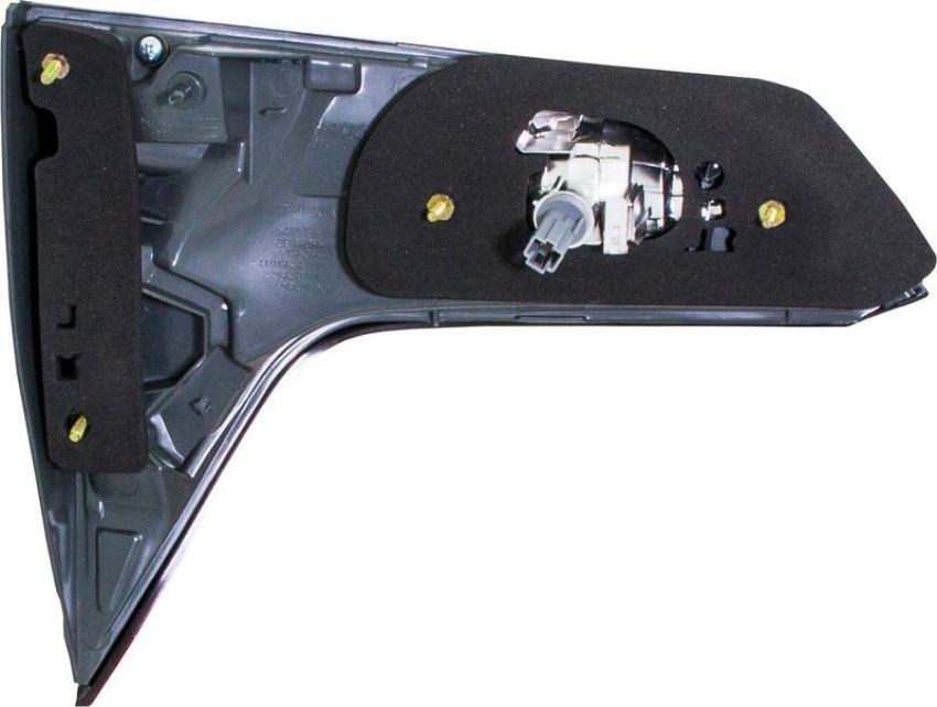 Eagle EyesHD660-B010LCA Tail Light Assembly