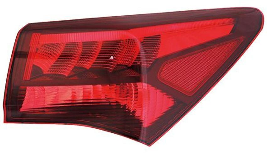 Eagle EyesHD666-B100R Tail Light Assembly