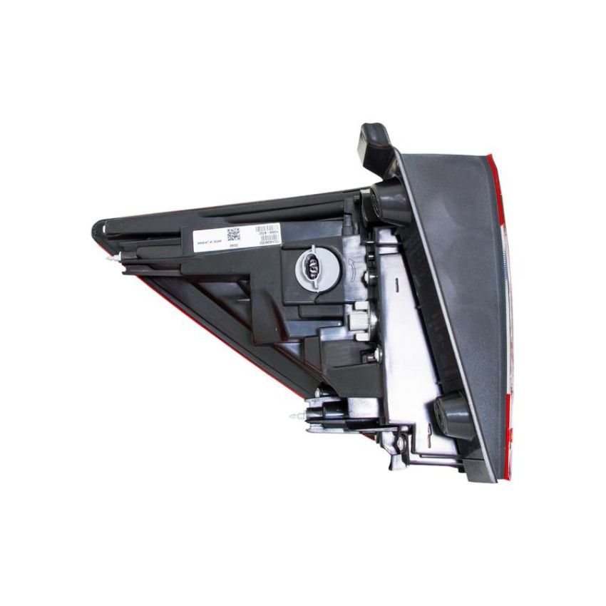Eagle EyesHD668-B020R Tail Light Assembly