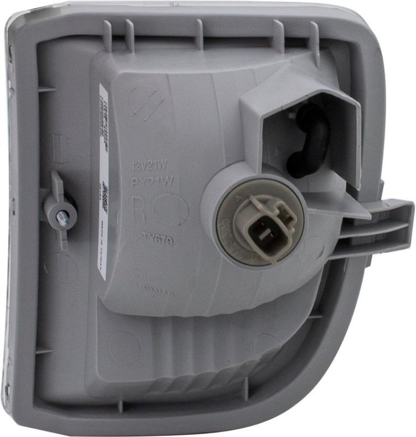 Eagle EyesTY679-B000R Turn Signal Light Lens / Housing