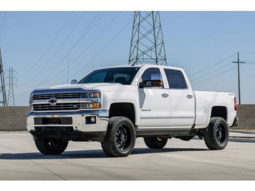 Cognito 110-P0928 11-19 Chevy/GMC Silv/Sierra 2500/3500 HD 2WD/4WD 3in Perf Leveling Kit w/ Fox PS 2.0 IFP