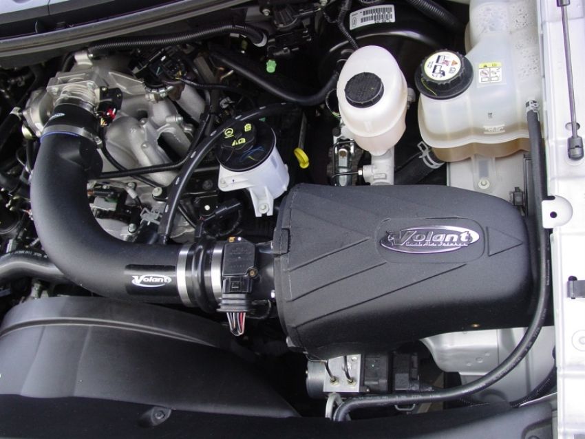 Volant 19846 Oiled Filter Closed Box Air Intake