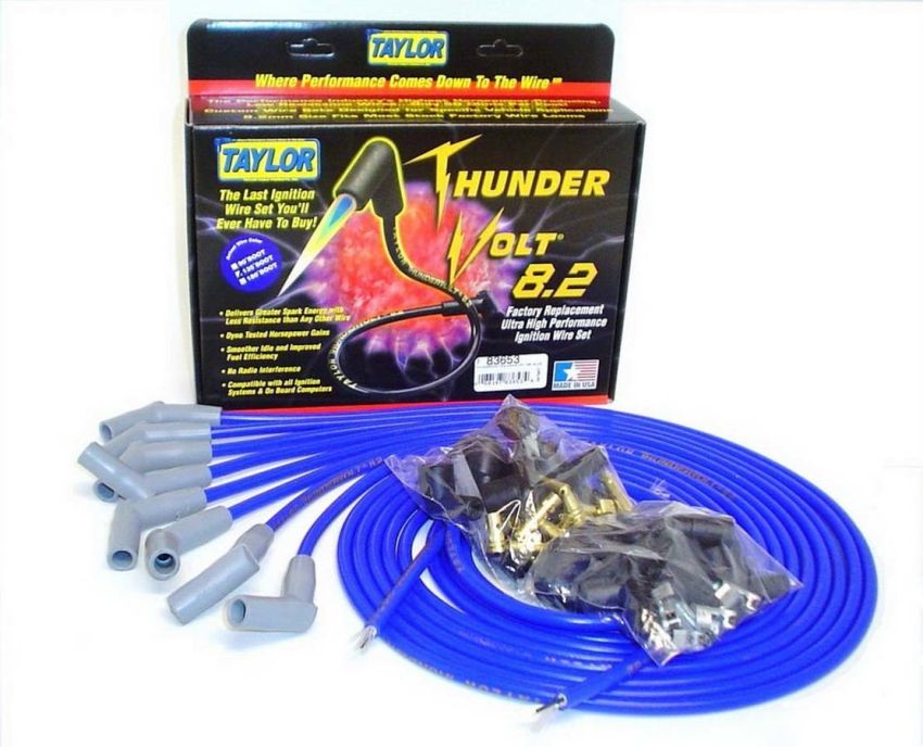 Taylor Cable 83653 Univ Thundervolt Plug Wire Set 135 deg Blue