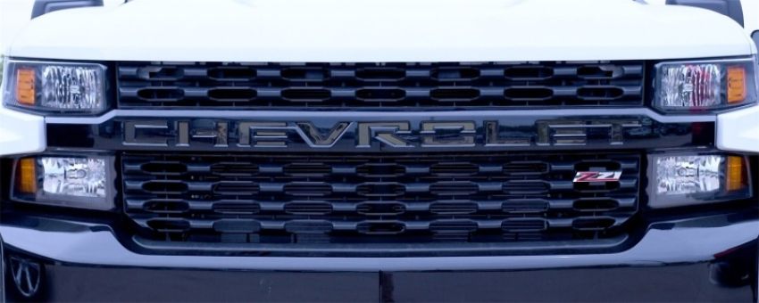 Putco 55552BPGM 19-20 Chevy Silverado LD - Grille Letters - Black Platinum Chevrolet Letters