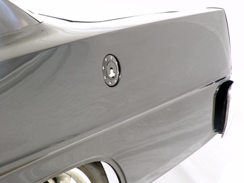 Ridetech 81000034 Billet aluminum gas cap, universal fit, locking, anodized Silver.