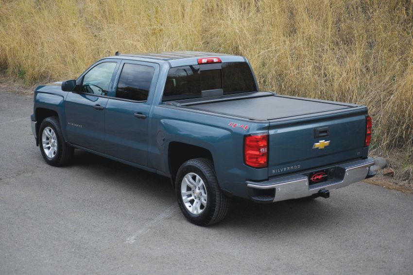 Switchblade Tonneau Cover Kit 20-24 Silverado/Sierra 2500/3500 HD 6 Foot 8 Inch Short Bed Pace Edwards