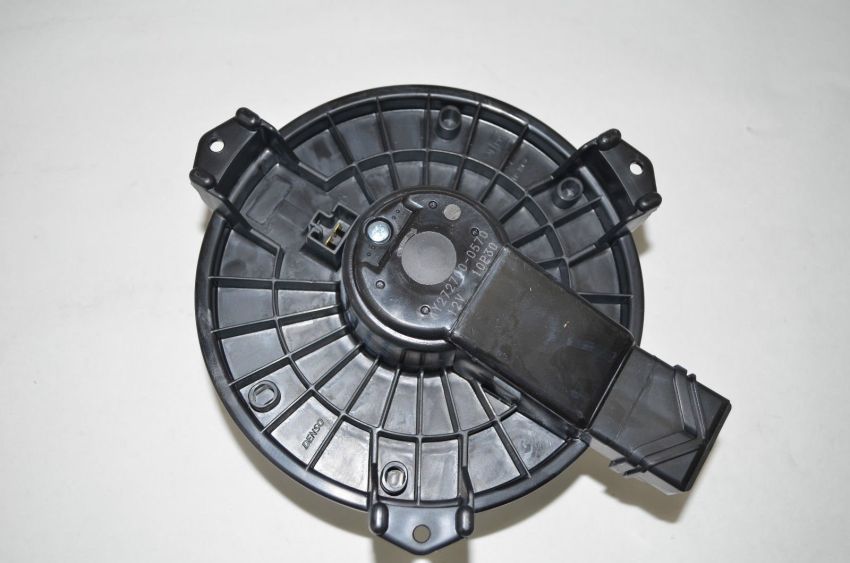 Mopar 68004195AA MOTOR, Blower with Wheel