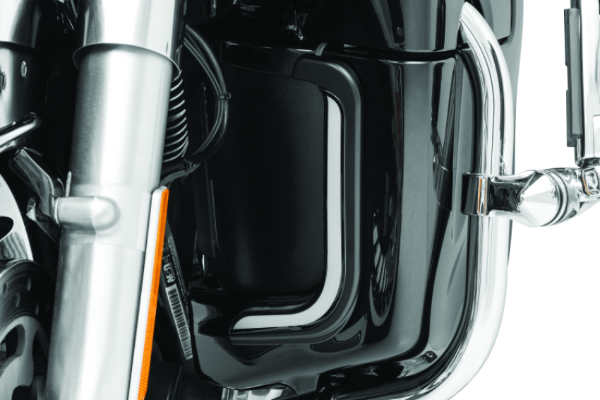 Kuryakyn 2957 Tracer LED Fairing Lower Accents Black