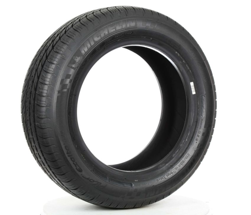 MICHELIN Pilot Exalto A/S 215/60R16 All-Season