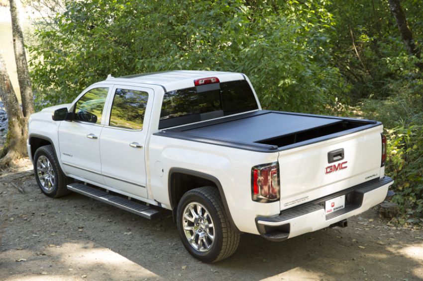 Ultragroove Metal Tonneau Cover Kit 20-24 Silverado/Sierra 2500/3500 HD 6 Foot8 Inch Short Bed Pace Edwards