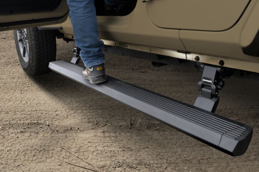 Go Rhino 20450674PC RealTruck 18-24 Jeep Wrangler 4dr VoltStep Electric Running Board Kit (Drilling Req.) - Tex. Blk