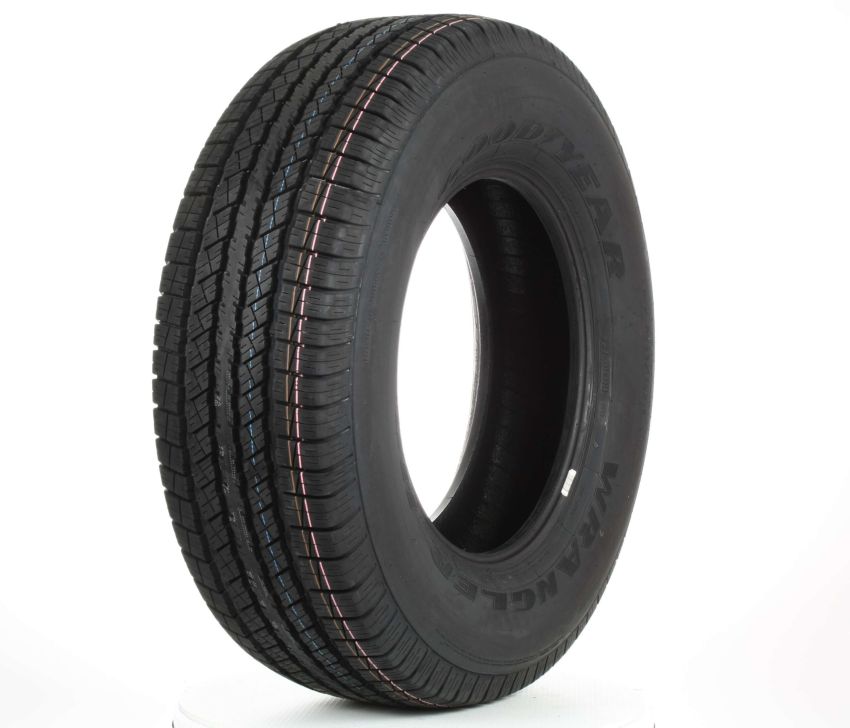 GOODYEAR Wrangler HP 215/70R16 All-Season