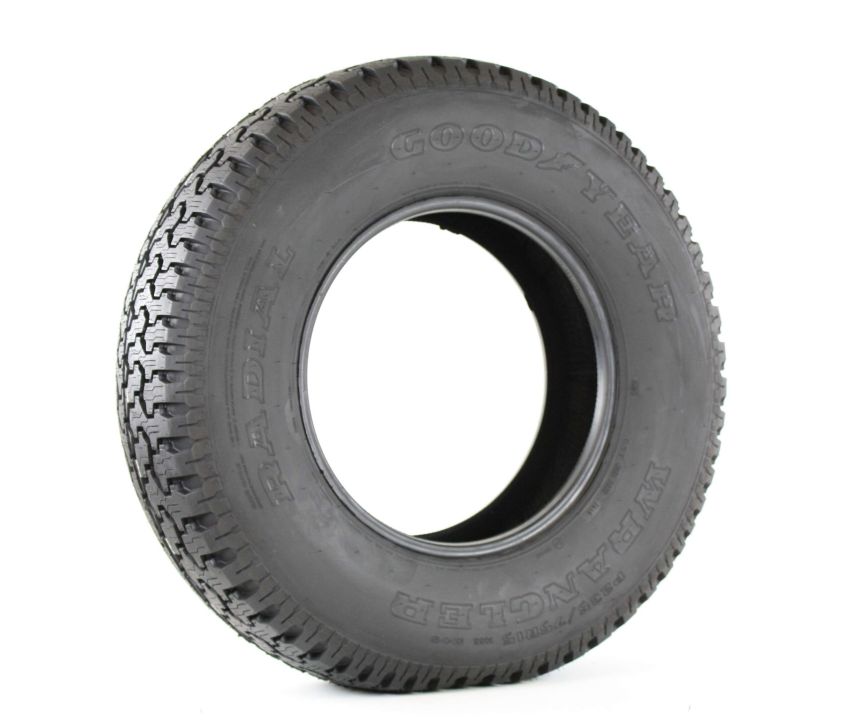 GOODYEAR Wrangler Radial 205/75R15 All-Season