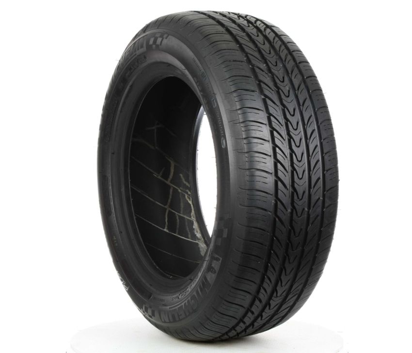 MICHELIN Pilot Exalto A/S 215/60R16 All-Season