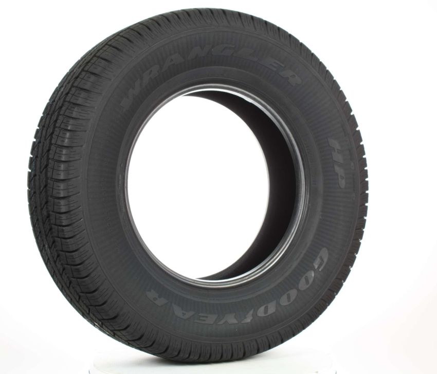 GOODYEAR Wrangler HP 215/70R16 All-Season
