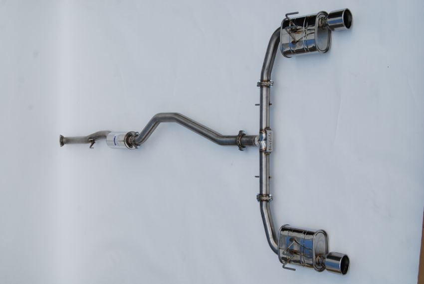 Invidia HS22HS4QD1RSL 2022+ Honda Civic Si (1.5T) 70mm Q300 Cat Back Exhaust - Rolled SS Tips
