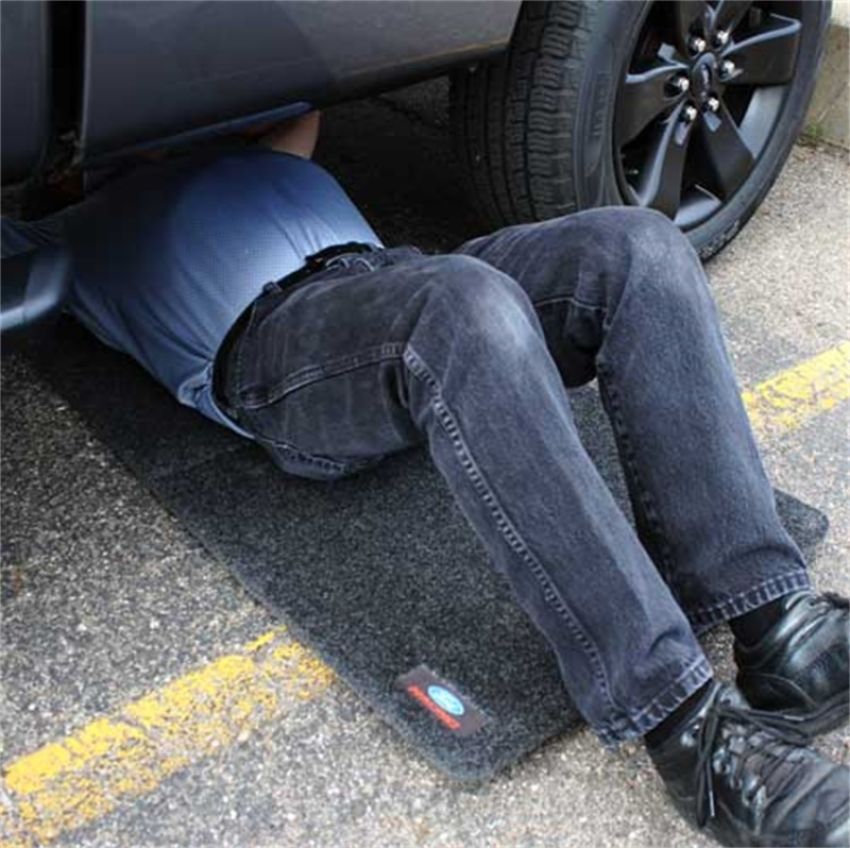 Ford Racing M-1822-A8 Ford Performance Track Mat
