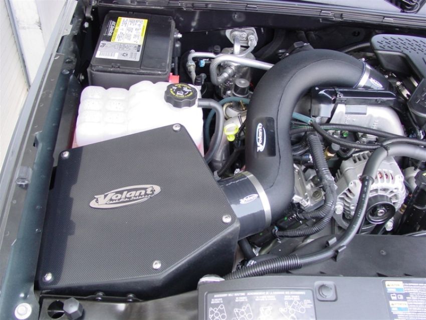 Volant 15966 Volant air intake systems utilize a high-velocity venturi filter adapter which provides a smooth transition through the MAF sensor into the intake tube for a much needed airflow improvement over the factory rubber tubing and resonator box.