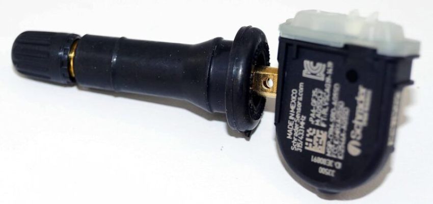 SCHRADER VALVES 33500M Programmable EZ-sensor - Snap-In -210 Pk