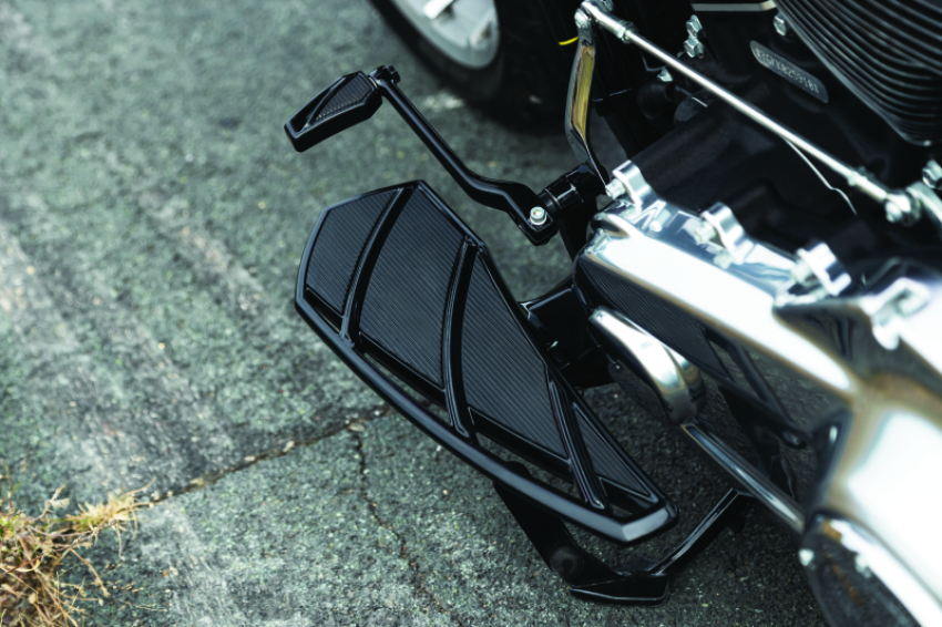 Kuryakyn 5791 Phantom Shift Peg Black