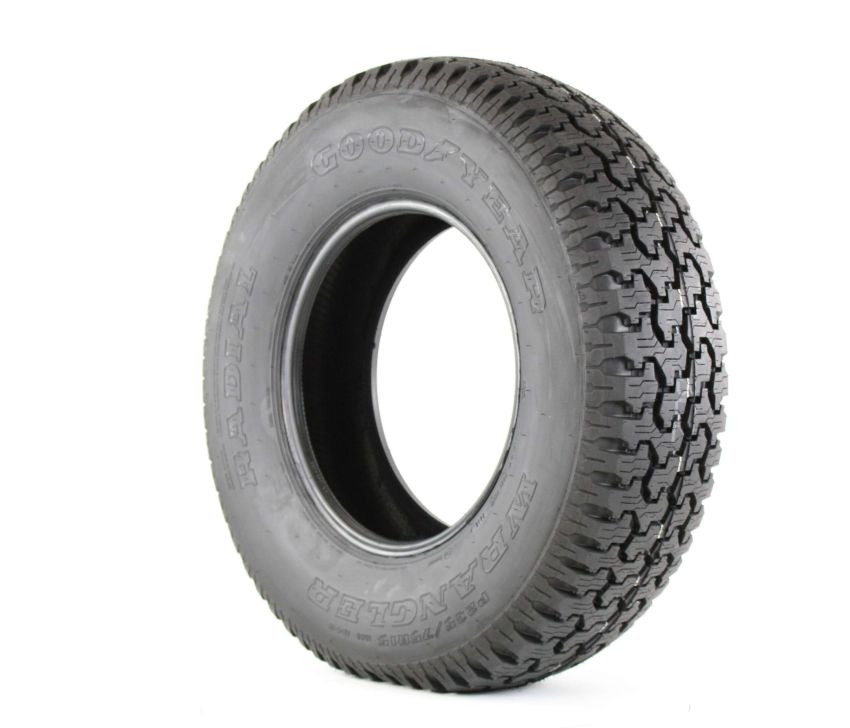 GOODYEAR Wrangler Radial 205/75R15 All-Season