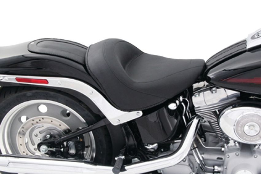Mustang Motorcycle 78117 Mustang 06-10 Harley Softail FXST, 07-17 FLSTF Fender Bib - Black