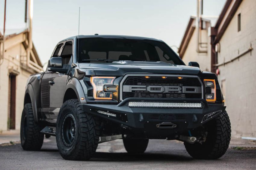 Addictive Desert Designs F117382860103 17-18 Ford F-150 Raptor HoneyBadger Front Bumper w/ Winch Mount