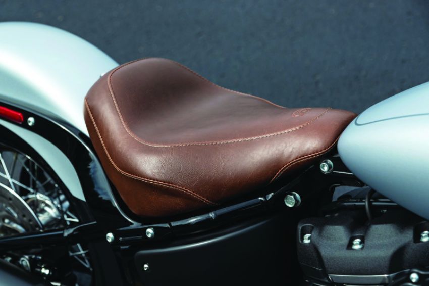 Mustang Motorcycle 75889 Mustang 18-20 Harley Fat Bob Sissy Bar Pad - Black