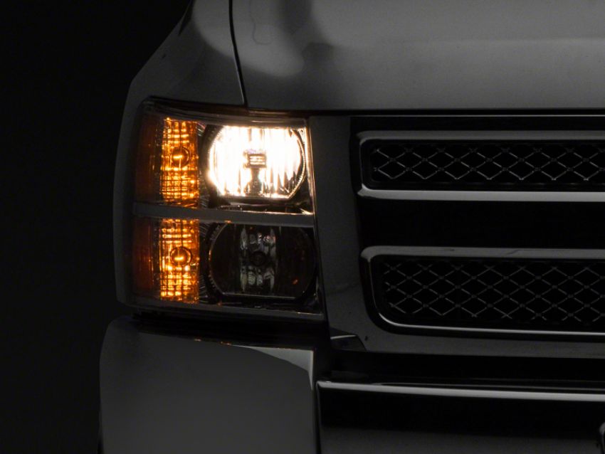 Raxiom S122323 07-14 Chevrolet Silverado 1500 Axial OEM Rep Headlights- Chrome Housing (Clear Lens)