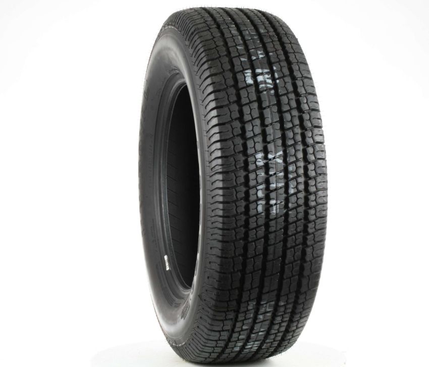 UNIROYAL Laredo Cross Country 245/70R16 All-Season