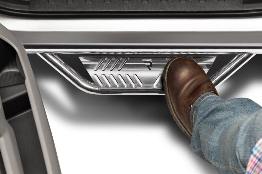 N-Fab HPC1473QC-SS Podium SS 14-17 Chevy-GMC 1500 Double Cab - Polished Stainless - 3in
