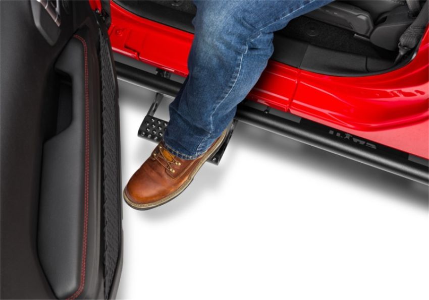 N-Fab N224RKRCC 2022 Nissan Frontier CC (All Beds) SRW RKR Rails - Cab Length - 1.75in - Tex. Black
