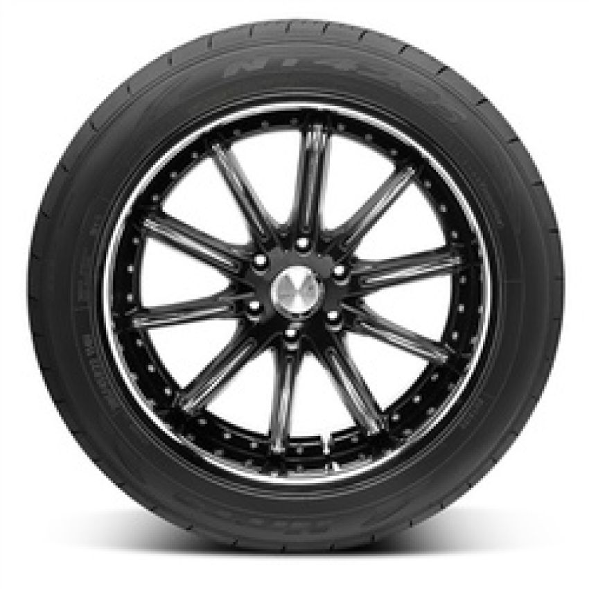 NITTO NT420S 265/40R22 All-Season