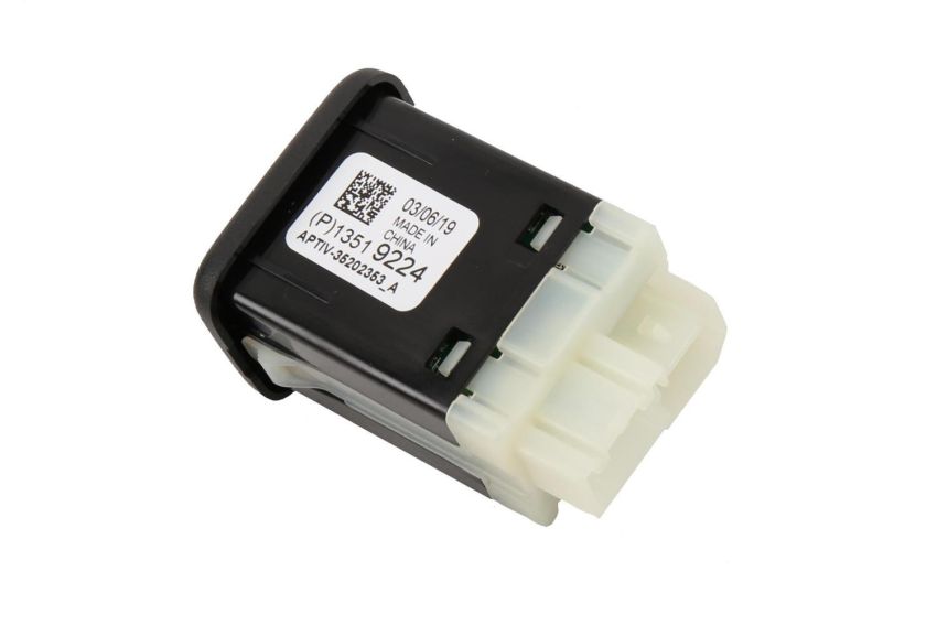 ACDelco GM Genuine Parts Accessory Power Outlets 13519224