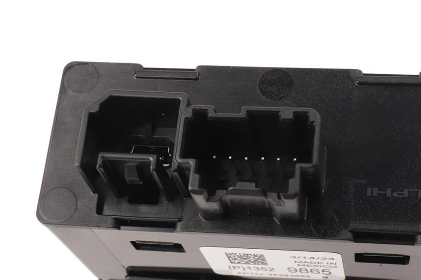 ACDelco GM Genuine Parts Accessory Power Outlets 13529865