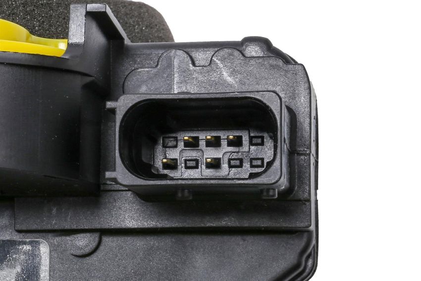 ACDelco GM Genuine Parts Door Latch Assemblies 13579522