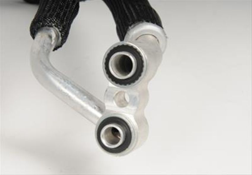 ACDelco Air Conditioning Hoses for 2002 BRAVADA, ENVOY, TRAILBLAZER - 19213200