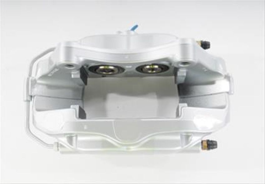 ACDelco GM Genuine Parts Disc Brake Calipers for 2004-2005 CTS, 2006-2009 STS - 89047742