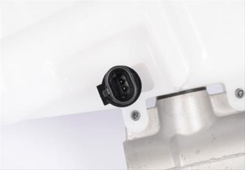 ACDelco GM Genuine Parts Brake Master Cylinders for 2009-2015 CTS, 2009-2011 STS - 22797527
