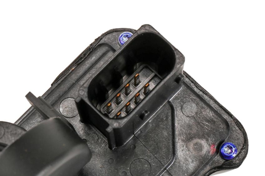 ACDelco GM Genuine Parts Door Latch Assemblies for 2005-2011 STS - 19210214